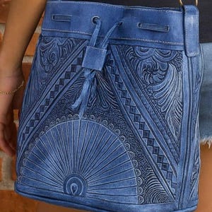 Hand Tooled Leather Bucket Bag, Western Boho Drawstring Crossbody Purse Handmade image 7