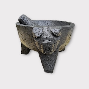 Mexican molcajete | Big molcajete | mortar for 3 liters | 33 centimeter molcajete |  mortar for guacamole