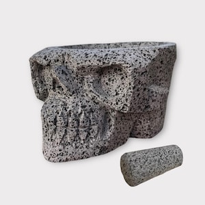 Mörser für Guacamole | Totenkopffigur | Steinmörser (Molcajete) | Mexikanischer Mörser (Molcajete) | Mexikanischer Mörser (Molcajete) | Totenkopf-Molcajete | Totenkopf