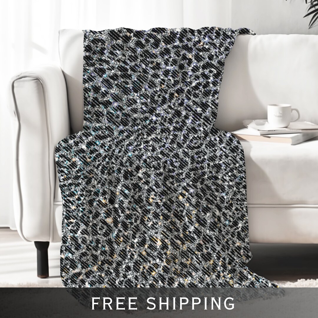 SNOW LEOPARD STRIPE WEARABLE THROW