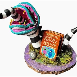 Sandworm - Beetle Juice clay sculpture