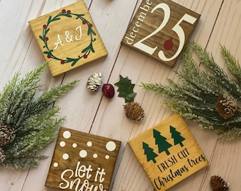 Tier Tray Signs // Christmas Signs // Christmas Decor // Wood Signs // Tiered Tray Decor // Seasonal // Christmas