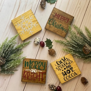 Tier Tray Signs // Christmas Signs // Christmas Decor // Wood Signs // Tiered Tray Decor // Seasonal // Christmas