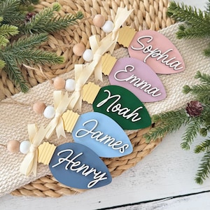 Personalized Light Bulb Ornament // Vintage Christmas Ornament // Custom Name Holiday Ornament // Custom Name Christmas Gift Tag
