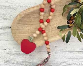 Girlande aus Holz zum Thema Apfel // Holzperlen Herbst // Herbst Dekor // Tablett Dekor // Apfel Girlande // Dekorative Apfelgirlande