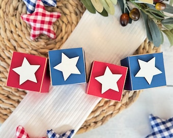 SET // Bloques de madera con estrellas patrióticas // Decoración de bandeja escalonada del 4 de julio // Decoración de estante del 4 de julio // Decoración americana // Decoración del Día de los Caídos