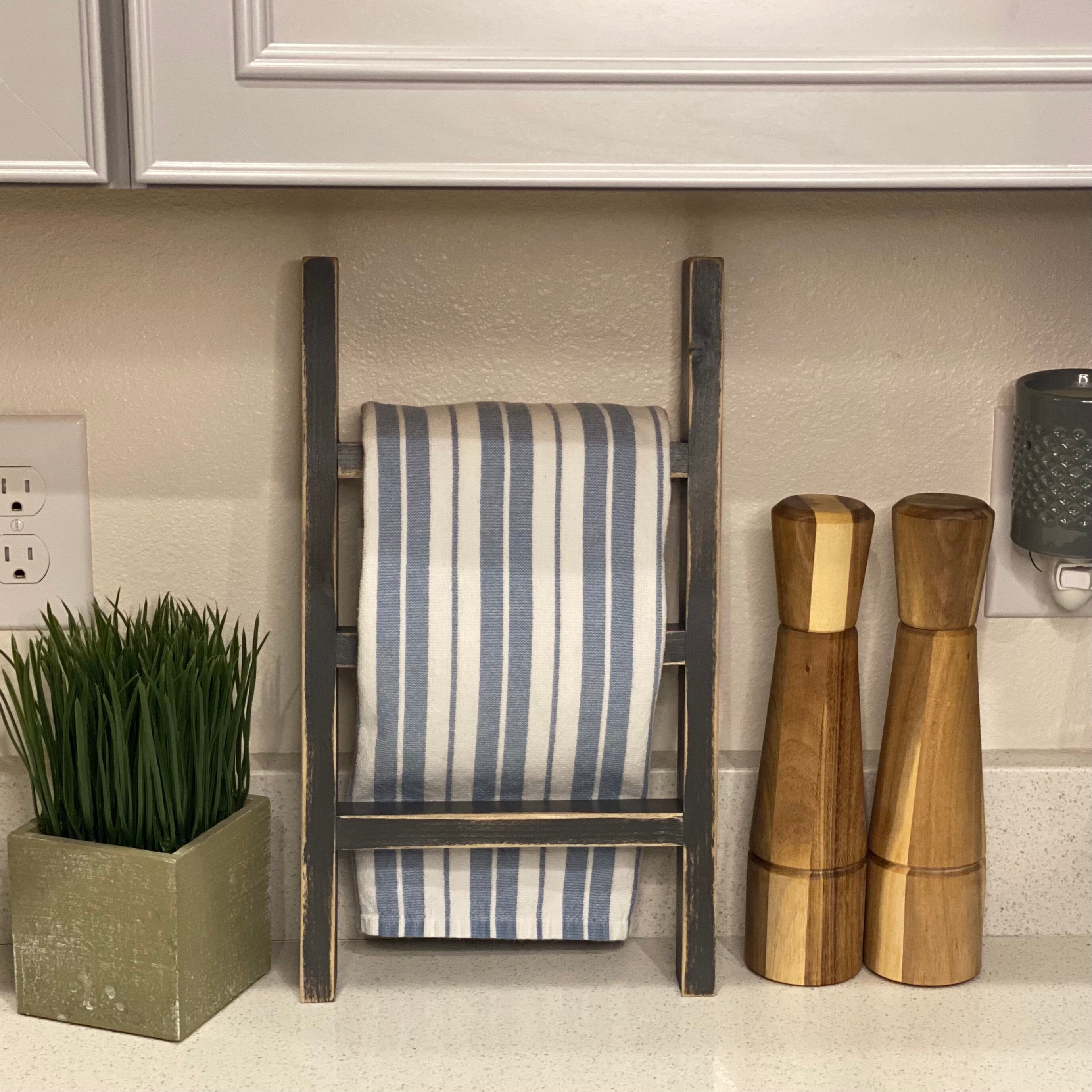 Kitchen Towel Ladder // Mini Tea Towel Ladder // Hand Towel Etsy Polska