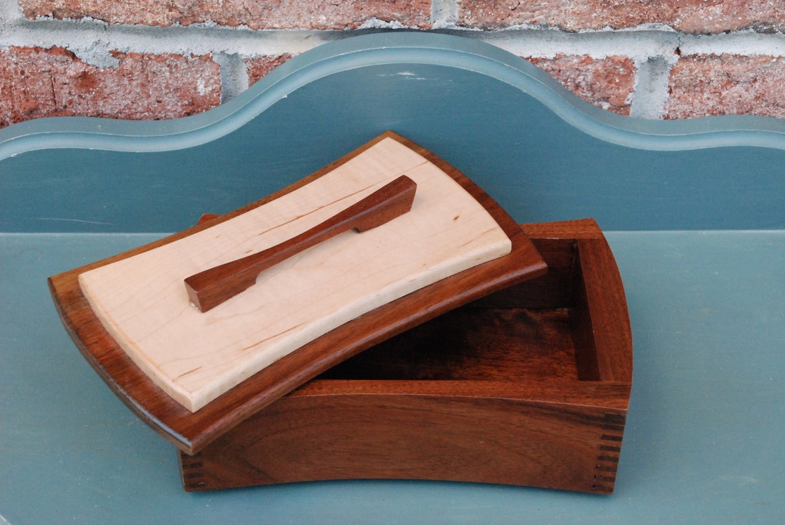 Curved Keepsake Box With Box Joints CKB1 Etsy