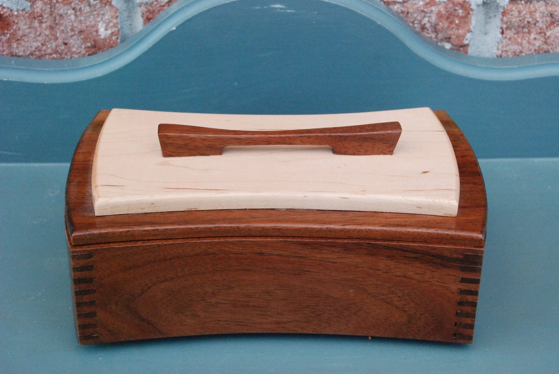 Curved Keepsake Box With Box Joints CKB1 Etsy
