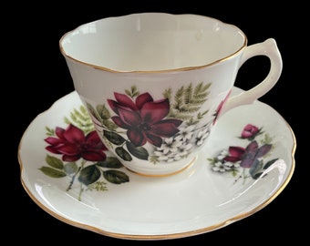 VINTAGE Royal Grafton English Tea Cup Set