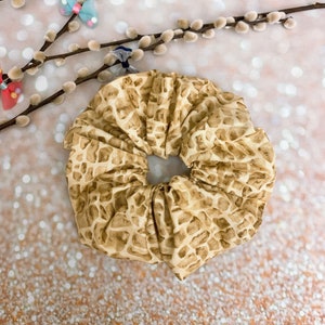 JUMBO scrunchie oversized Scrunchie large Scrunchie Xxl Scrunchie - giraffe print Scrunchie animal print scrunchie