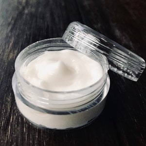 Natural Healing Deodorant Cream - No baking soda or Aluminum. Vegan. Perfect Underarms.
