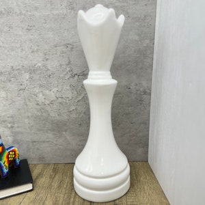 Chess King & Queen Eichholtz Sculpture - Milia Shop