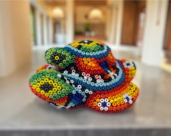 Turtle Statue Huichol Sculpture Of Mexican Folk Art, Turtle Wixarika As A Mexican Decorative Figure , Made Of Resin And Beads