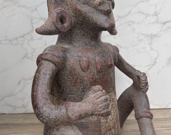 マヤの戦士の彫刻、手作りの粘土像、テラコッタの儀式用像、プレ