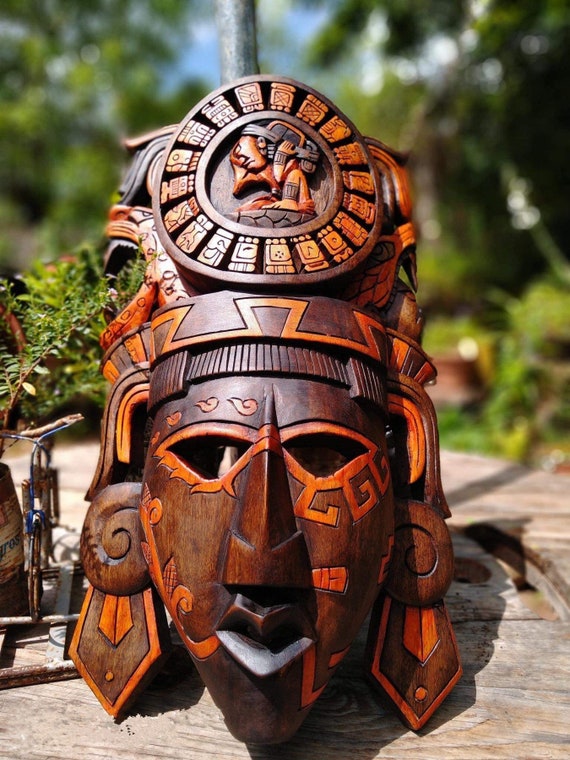 プレヒスパニックの木製マスク、マヤ文化、メキシコの壁画、手彫り