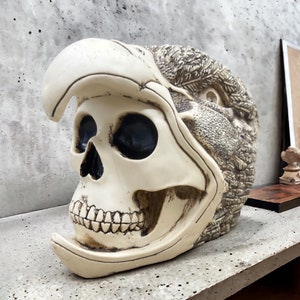 Eagle Warrior Skull, Mexican Decoration, Skeleton Head, Skull Sculpture, Human Skeleton, Skull Statue