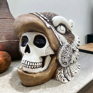 Eagle Warrior Skull, Mexican Decoration, Skeleton Head, Skull Sculpture, Human Skeleton, Skull Statue