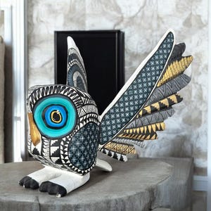 Alebrije Owl Figurine Oaxaca Mexican Folk Art Alebrije Statue, Wooden Bird As Mexican Decoration Art, Made Of Wood And Carved By Hand