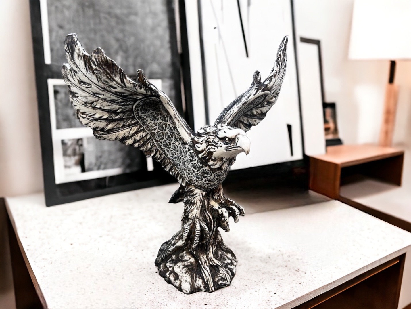 灰色の鷲の像、鷲の置物、飛翔する鷲、鷲の装飾、樹脂製の彫刻 - Etsy 日本