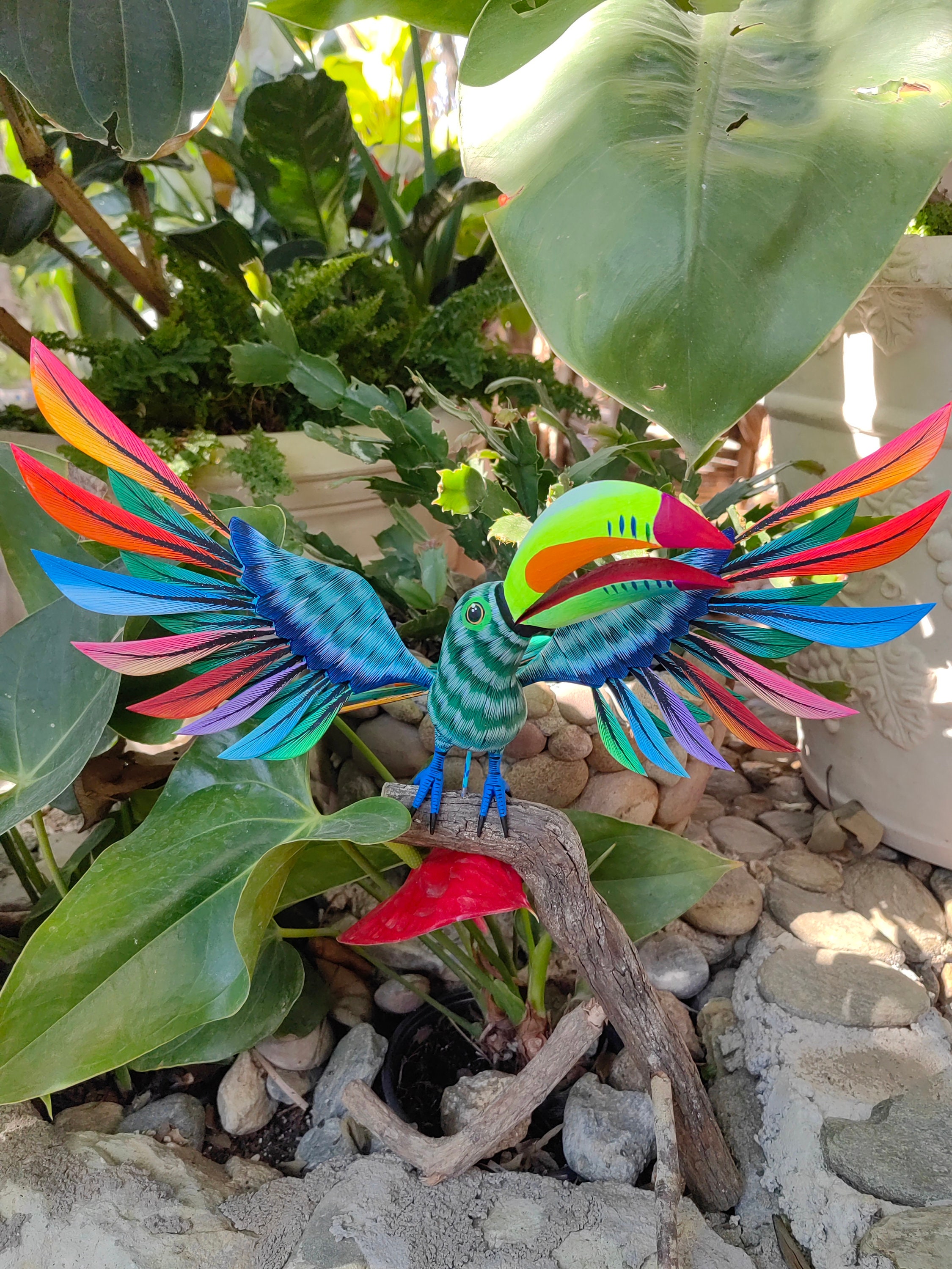 メキシコ オアハカ 七面鳥 ヴィンテージ 鳥の置物 オオハシ鳥の像メキシコの芸術アレブリヘ彫刻、木製のオウムの装飾