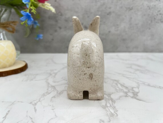 石のウサギ、ウサギの彫刻、ウサギの像、ウサギの像、大理石のウサギ