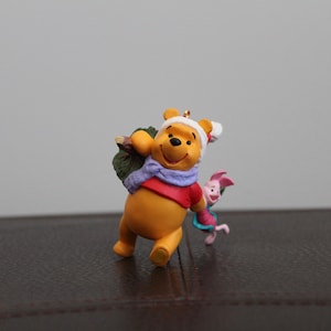2000 Hallmark Keepsake Ornament Pooh Chooses the Tree | Winnie the Pooh Collection