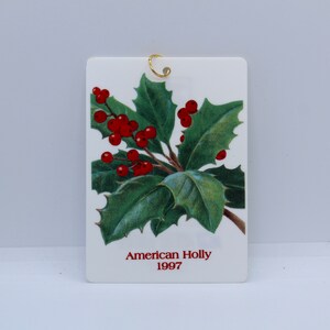 1997 Hallmark Keepsake Ornament American Holly