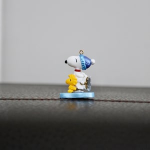 2001 Hallmark Keepsake Ornament Winter Fun with Snoopy | The Peanuts Gang | 4th in Series | Miniature Ornament