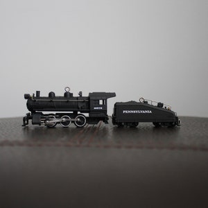 2005 Hallmark Keepsake Ornament Steam Locomotive and Tender | Lionel Pennsylvania B6 | 2 Piece Set