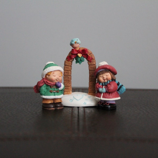 1996 Hallmark Keepsake Bashful Mistletoe | Three Piece Set