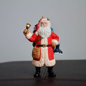 1993 Hallmark Keepsake Ornament Merry Olde Santa | #4 in Series