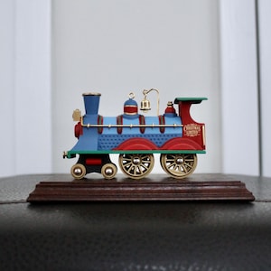 1990 Hallmark Keepsake Ornament Christmas Limited | Train with Display Stand