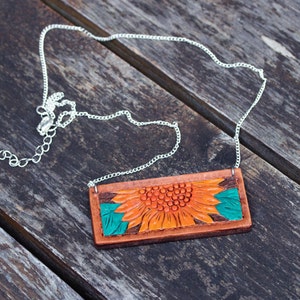 Hand tooled Women’s bar necklace, leather Pendant & Earrings, Sunflower Necklace, Handmade Earrings, Sunflower jewelry, Gift for her,For mom