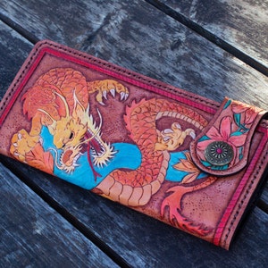 Cartera de cuero con forma de dragón, cartera gótica, cartera de cuero tallado para hombre, cartera personalizada hecha a mano, cartera de motociclista para hombre, cartera de cuero genuino