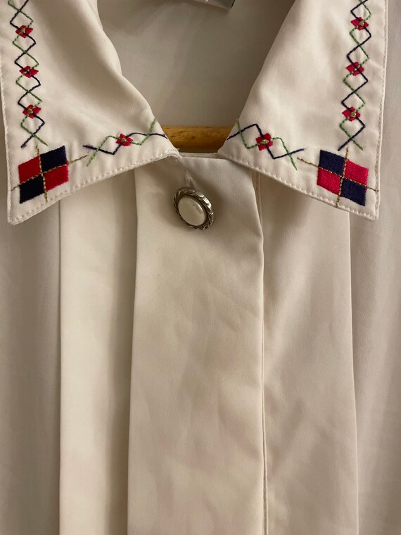 Vintage Embroidered Blouse Collared Pleated - image 4