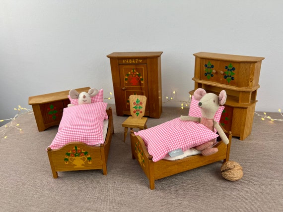 Vintage Miniature Folk Art Wooden Dora Kuhn Style Hand Painted Wooden Dollhouse Furniture Farmhouse Furniture Vintage Dollhouse Furniture for E.g. Maileg Etsy UK