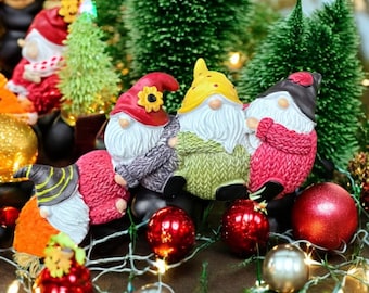 Christmas Gnome Resin Ornament Old Man Figurine Desktop Holiday Decoration Xmas Table Decor Gift