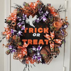 Trick or Treat Halloween Wreath