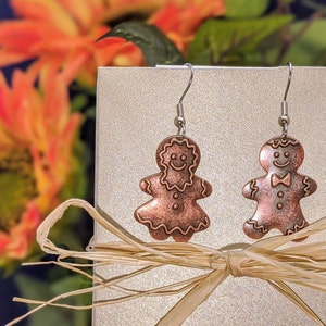 A Couple of Gingerbread Cookies for Earrings