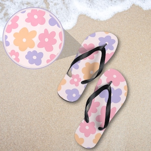Retro Flower Power Flip Flops, Pastell Y2K ästhetische Sandalen, süße Sommerschuhe, lustige Strandschuhe, Urlaubsgeschenk