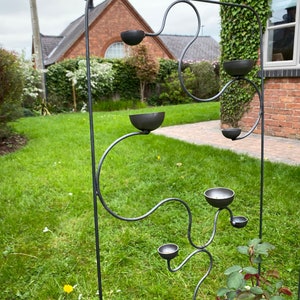 Rain Catcher Plant frame - Garden Art - Trellis