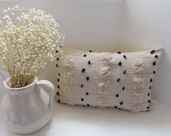 Boho Tufted cushion