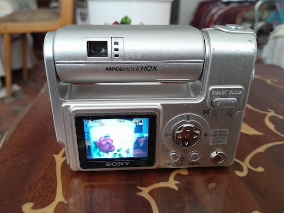 DSC-F77 | デジタルスチルカメラ Cyber-shot サイバーショット