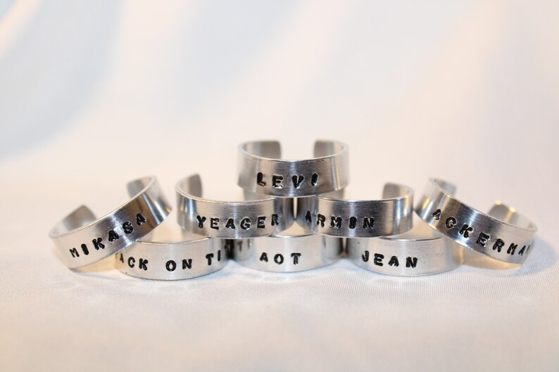 vintage engraved ring aot