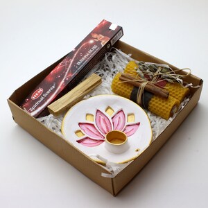 Ceramic Palo Santo Holder Gift Set: Incense, Beeswax Candles