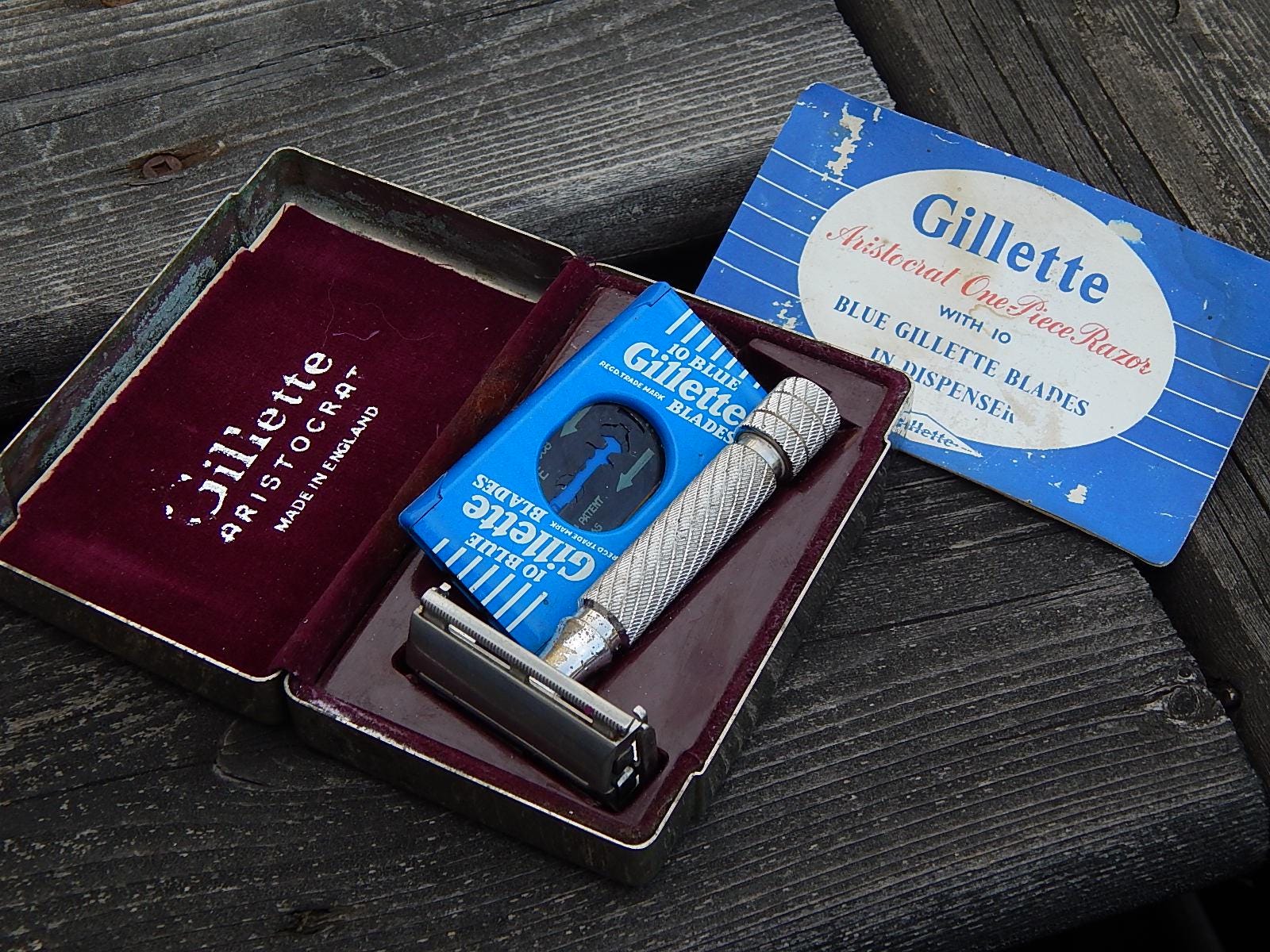 Gillette Aristocrat Razor Set #16, Made in England, Model