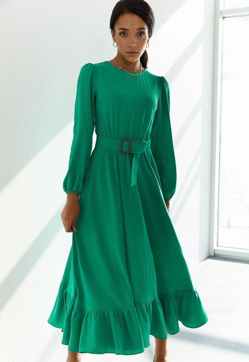 flowy emerald green dress