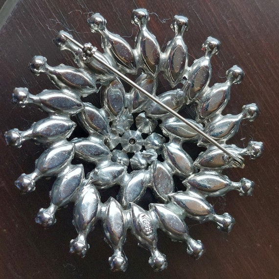 Weiss White Rhinestone Floral Brooch from 1950s - image 5