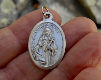 Sainte Catherine de Sienne- Saint Charme - Médaille Patronne - Cadeau Patron - Bijoux Catholiques - Sainte Médaille Patronnes Infirmières, Fabriqué en Italie!
